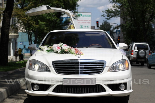лимузин Mercedes, лимузин Мерседес, лимузин на свадьбу, лимузин на прокат, прокат лимузинов Киев, аренда лимузина Киев, фото лимузина