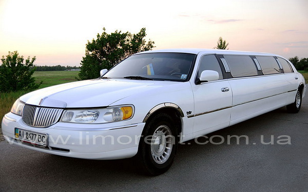 лимузин Lincoln Town Car, лимузин на свадьбу, лимузин на прокат, прокат лимузинов Киев, аренда лимузина, фото лимузина